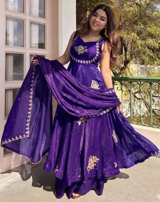 Women's purple embroidered silk blend flared kurta with full inner with palazzo and dupatta 4