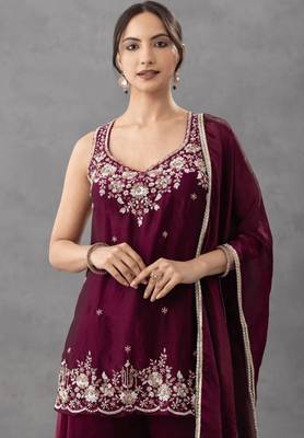 Women's silk blend wine embroidered kurta set with palazzo and dupatta 3