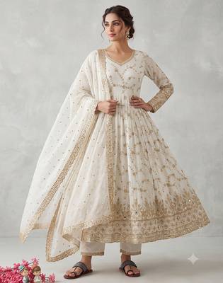 White  zari embroidered georgette anarkali suit with dupatta 3