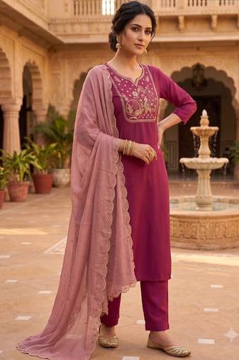 Pink roman silk blend kurti pant dupatta set