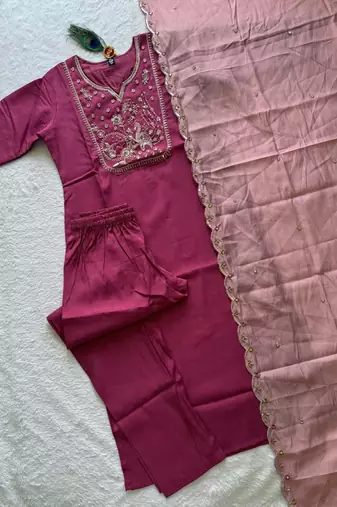 Pink roman silk blend kurti pant dupatta set