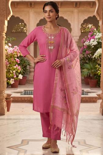 Light pink mul chanderi kurti pant dupatta set