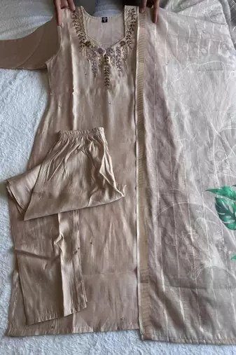 Beige mul chanderi kurti pant dupatta set