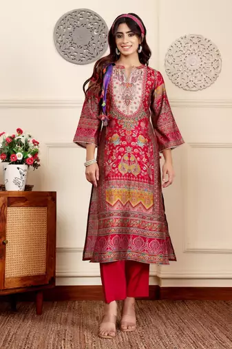 Ethnic Motifs Printed Gotta Patti Chanderi Kurta With Trousers And Dupatta