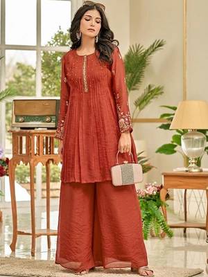 Women Ethnic Motifs Embroidered Pleated Thread Work Kurti with Palazzos 1