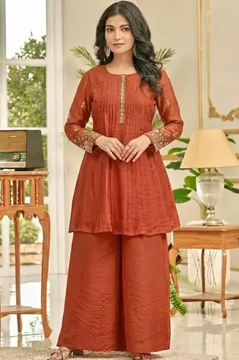 Women Ethnic Motifs Embroidered Pleated Thread Work Kurti with Palazzos