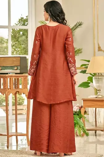 Women Ethnic Motifs Embroidered Pleated Thread Work Kurti with Palazzos