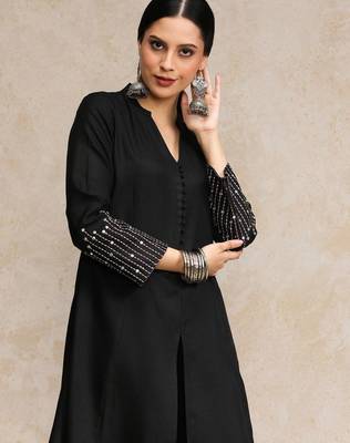 Women Ethnic Motifs Printed Regular Pure Cotton Kurta with Trousers 6
