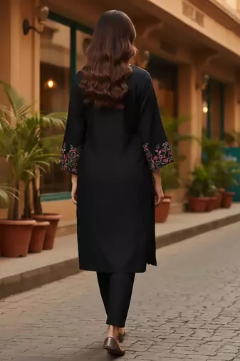 Women Embroidered V-Neck Pure Cotton Kurta Sets