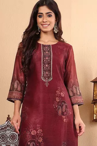 Floral Printed Sequinned Chanderi Straight Kurta with Trousers & Dupatta
