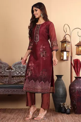 Floral Printed Sequinned Chanderi Straight Kurta with Trousers & Dupatta
