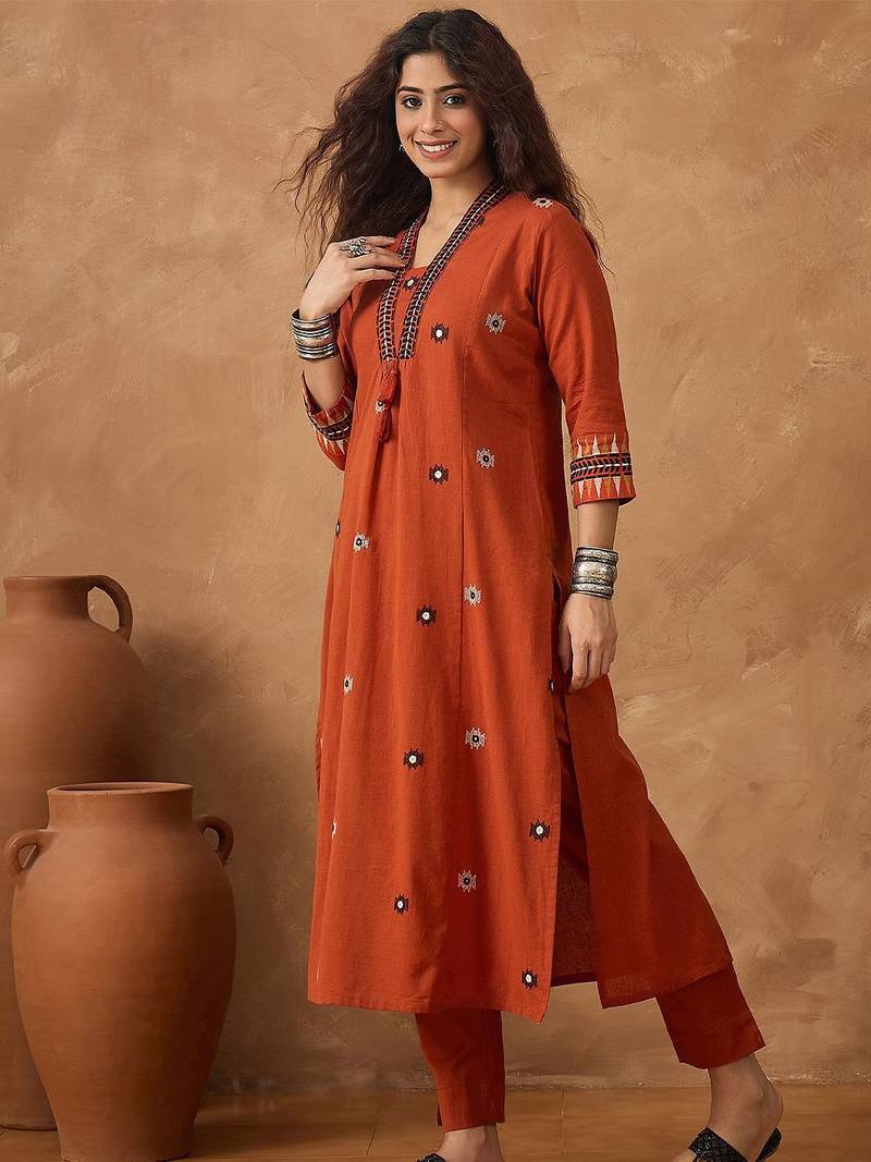 Yoke Design Pleated Thread Work V-Neck A-line Kurta With Trousers
