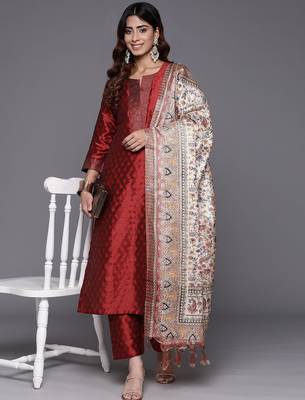 Maroon Zari Work textured Kurta with Trouser and Printed Dupatta 7