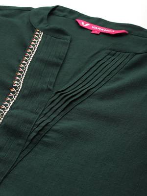 Ethnic Motifs Embroidered Thread Work Republic Day Kurta with Trousers 3