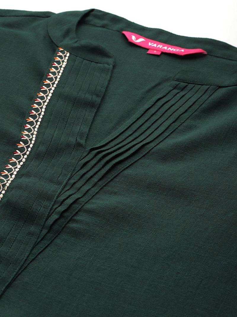 Ethnic Motifs Embroidered Thread Work Republic Day Kurta with Trousers