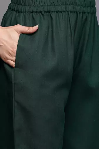 Ethnic Motifs Embroidered Thread Work Republic Day Kurta with Trousers