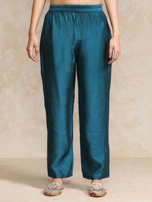 Women Printed Regular Chanderi Kurta with Trousers & With Dupatta 7
