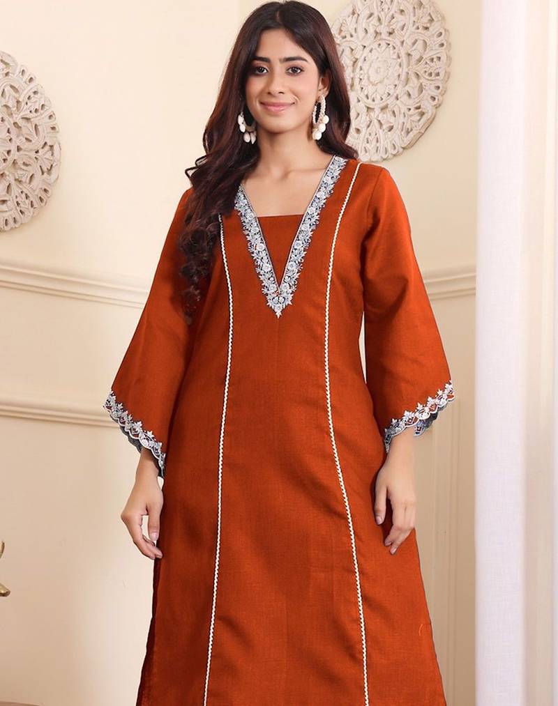 V-Neck Embroidered Thread Work Straight Kurta With Trousers