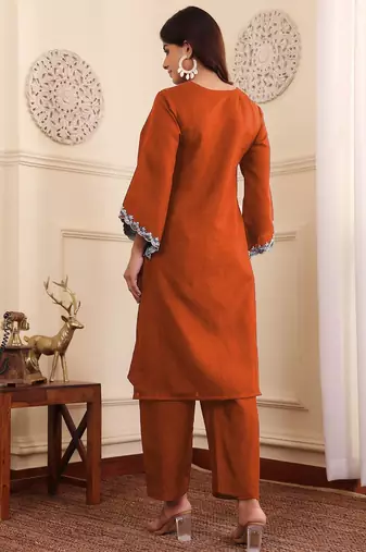 V-Neck Embroidered Thread Work Straight Kurta With Trousers