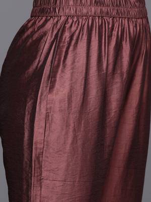 Women Floral Printed Regular Chanderi Silk Kurta with Trousers & With Dupatta 3