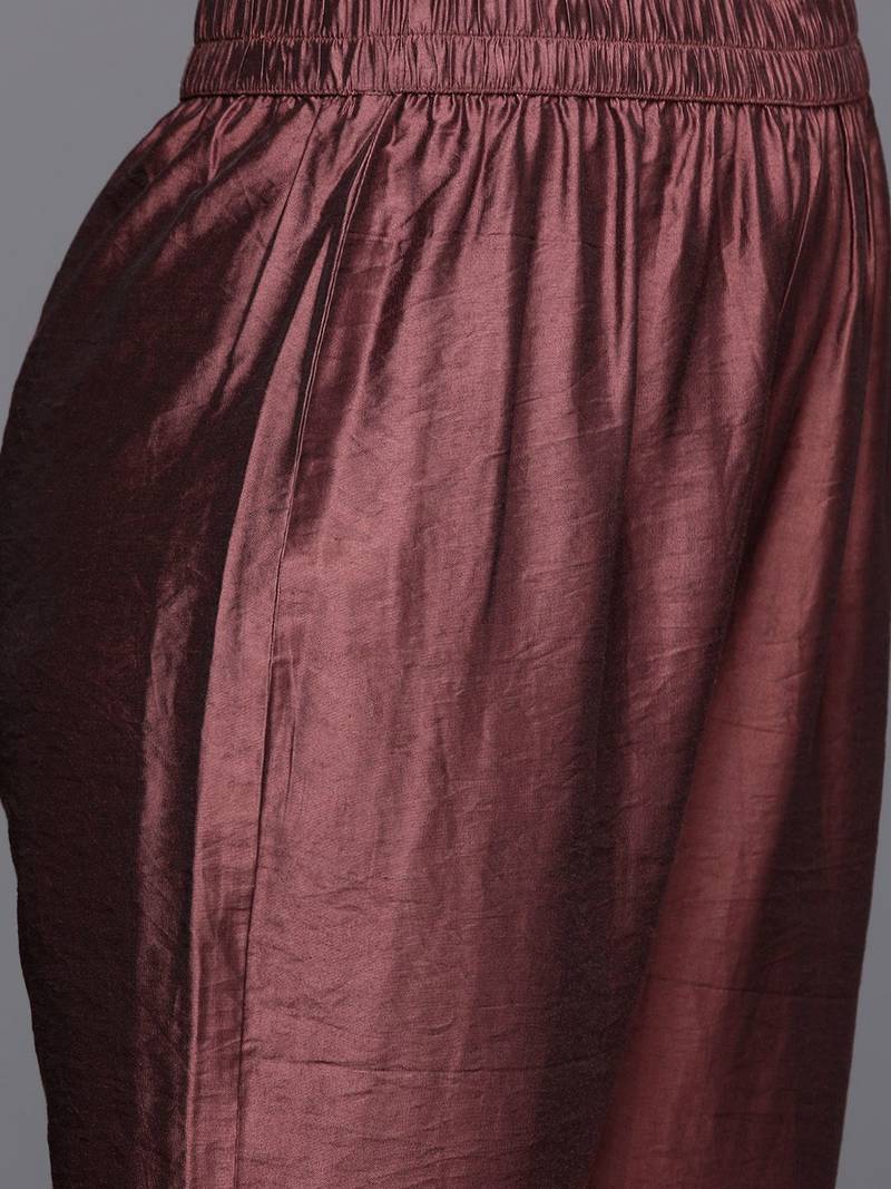 Women Floral Printed Regular Chanderi Silk Kurta with Trousers & With Dupatta