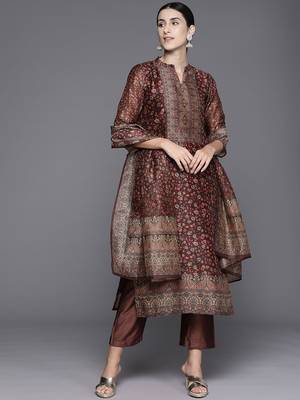 Women Floral Printed Regular Chanderi Silk Kurta with Trousers & With Dupatta 6
