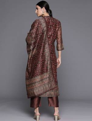Women Floral Printed Regular Chanderi Silk Kurta with Trousers & With Dupatta 7