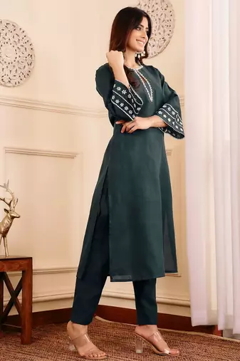 Embroidered Straight Sequinned Kurta with Palazzos