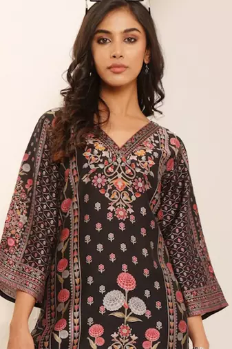 Floral Printed V-Neck A-Line Chanderi Straight Kurta with Trousers