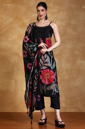 Women Floral Printed Kurta with Trousers & Dupatta