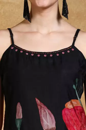 Women Floral Printed Kurta with Trousers & Dupatta