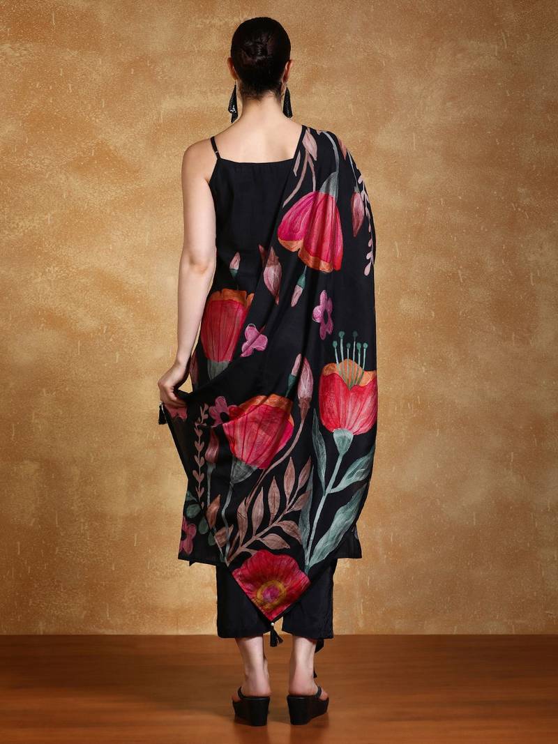 Women Floral Printed Kurta with Trousers & Dupatta