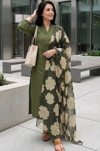 Women Kurta with Trousers & With Dupatta