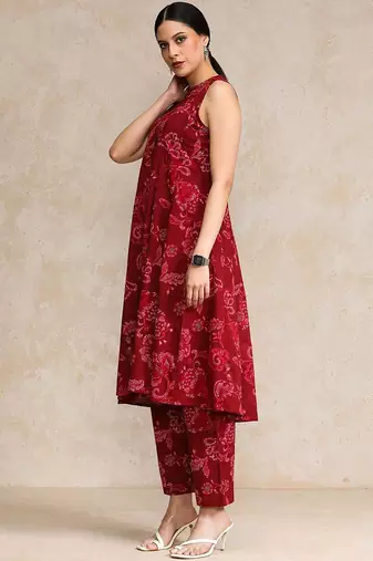 Women Ethnic Motifs Printed Regular Pure Cotton Kurta with Trousers