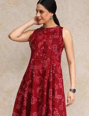 Women Ethnic Motifs Printed Regular Pure Cotton Kurta with Trousers 6
