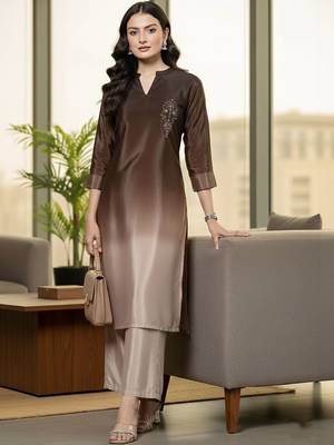 Women Ombre Dyed Regular Thread Work Kurta with Trousers 6