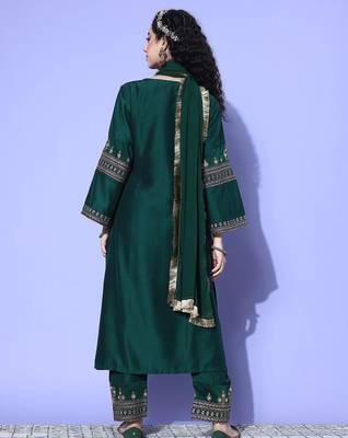 Green Zari Embroidered Flared Sleeves Kurta with Trouser & Dupatta 5