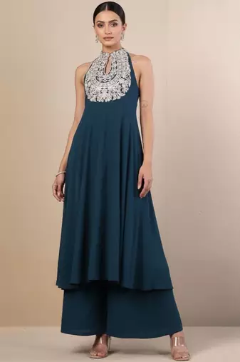 Women Ethnic Motifs Embroidered Panelled Thread Work Georgette Kurta with Palazzos