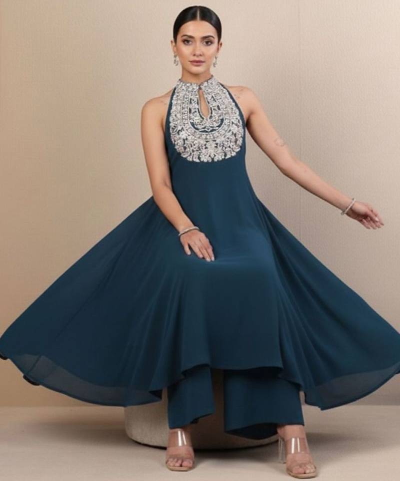 Women Ethnic Motifs Embroidered Panelled Thread Work Georgette Kurta with Palazzos
