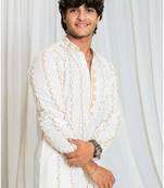Shades of threads - kurta - off white