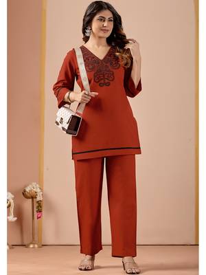 Orange cotton hand work co-ord set with pocket  2