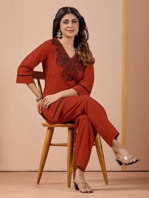 Orange cotton hand work co-ord set with pocket  4