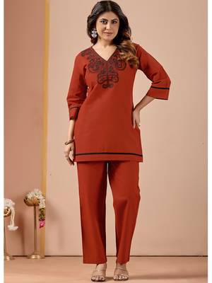 Orange cotton hand work co-ord set with pocket  5
