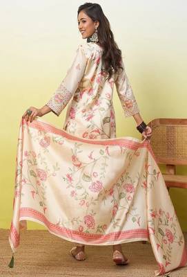 Floral embroidered silk blend round neck kurta trouser & dupatta set 2