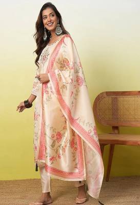 Floral embroidered silk blend round neck kurta trouser & dupatta set 3