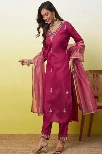Floral embroidered silk blend v neck kurta trouser & dupatta set