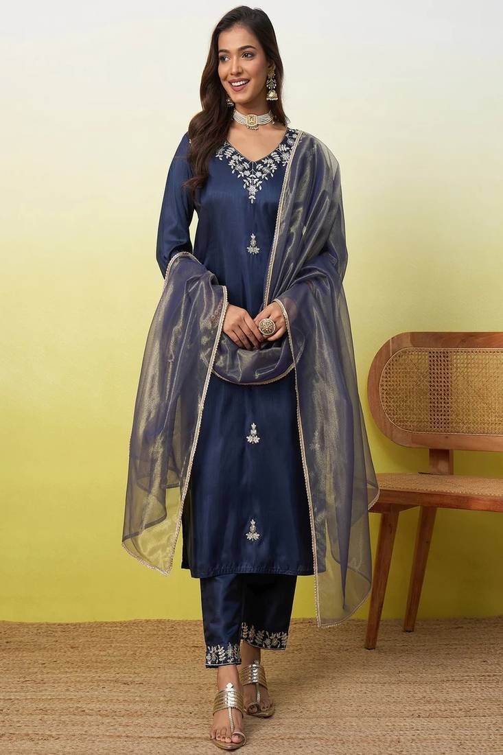 Floral embroidered silk blend v neck kurta trouser & dupatta set