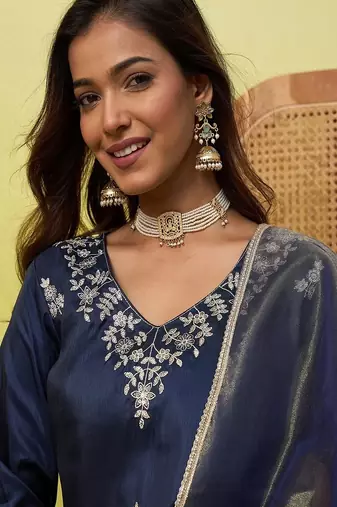 Floral embroidered silk blend v neck kurta trouser & dupatta set