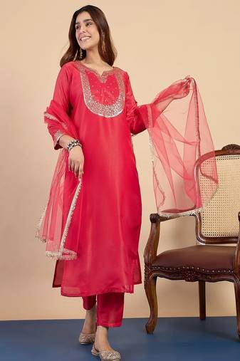 Floral embroidered silk blend round neck kurta trouser & dupatta set