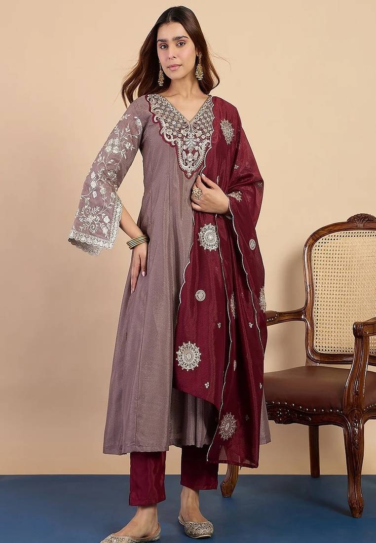 Floral embroidered silk blend v neck kurta trouser & dupatta set